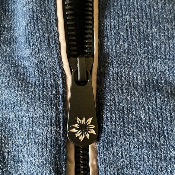 Alp-n-Rock Kitz Fleece Jacket Full Zip Blue Ski Embroidered Cross Stitch Patch - Picture 11 of 16